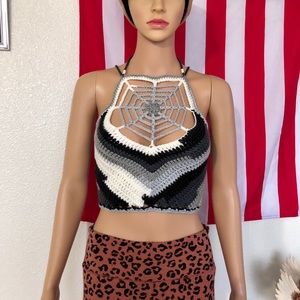 NWOT🕷Web Crop Top🤍🖤
